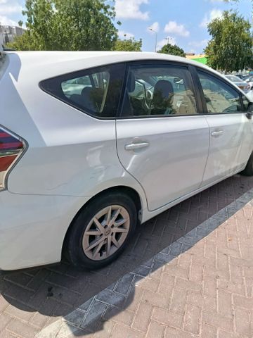 טויוטה פריוס פלוס