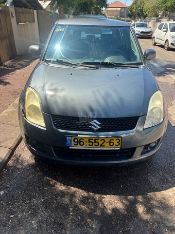 סוויפט GLX אוט׳ 1.5 (101 כ״ס)