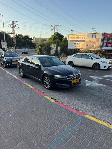 מודעת רכב סקודה סופרב