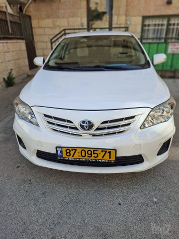טויוטה קורולה