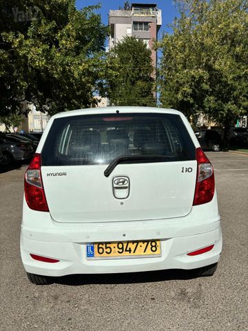 יונדאי i10