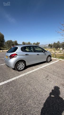 מודעת רכב פיג'ו 208