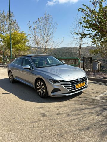 מודעת רכב פולקסווגן ארטאון