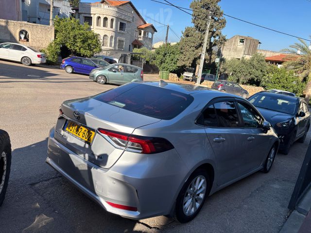 טויוטה קורולה
