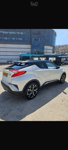 טויוטה C-HR
