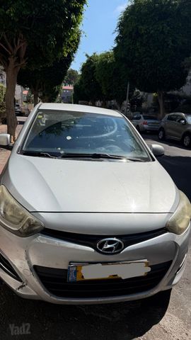 מודעת רכב יונדאי i20