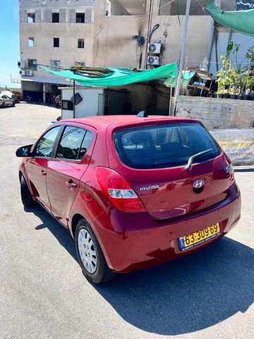 מודעת רכב יונדאי i20