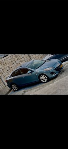 מודעת רכב מאזדה 3
