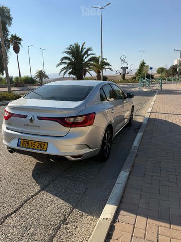 רנו מגאן