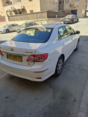 טויוטה קורולה