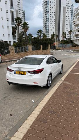 מאזדה 6