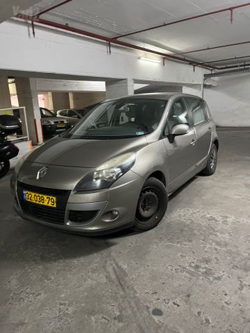 סניק Ex אוט׳ בנזין מיניוואן / MPV 5 מק 2.0 (143 כ״ס)