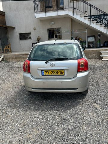 טויוטה קורולה