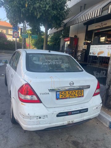 ניסאן טידה