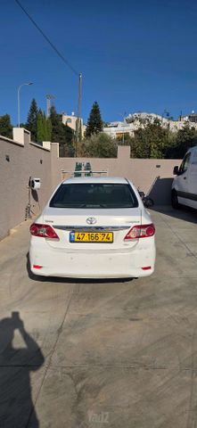 טויוטה קורולה
