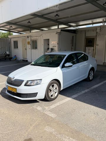 סקודה אוקטביה