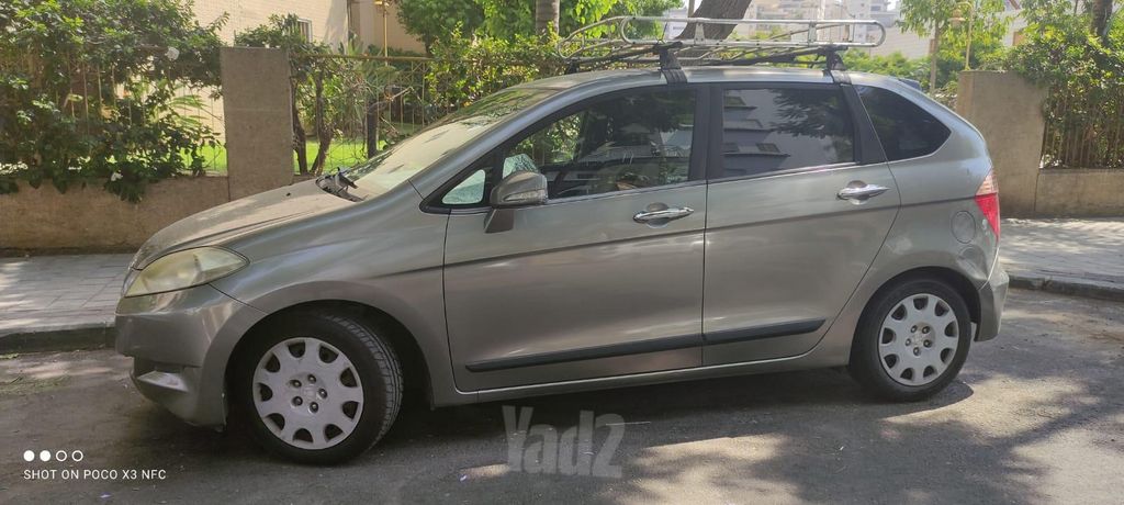 מודעת רכב הונדה FR-V
