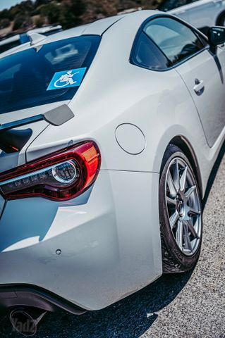 סובארו BRZ