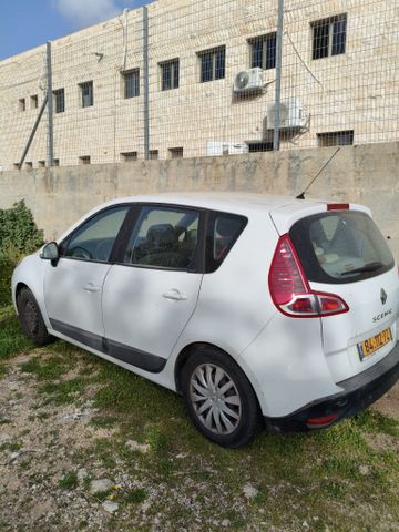 מודעת רכב רנו סניק