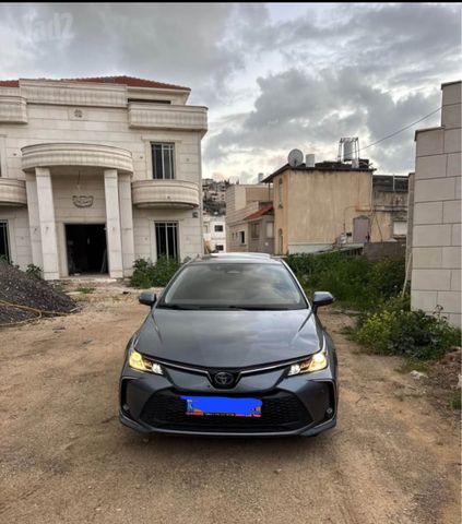 טויוטה קורולה