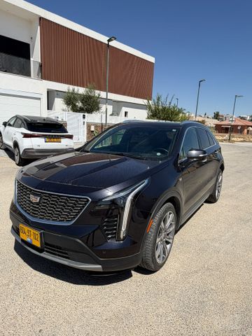 קאדילק XT4