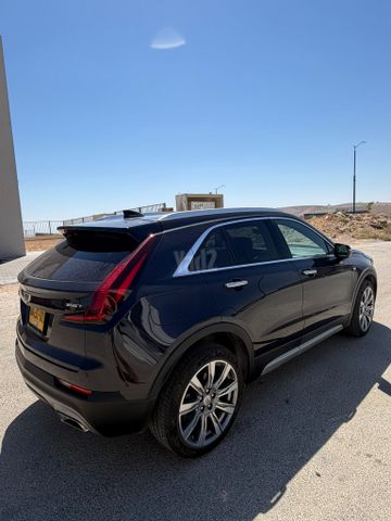 קאדילק XT4