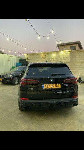 ב מ וו X5