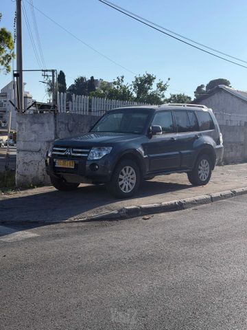 מיצובישי פג'רו