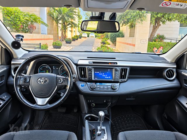 טויוטה RAV4
