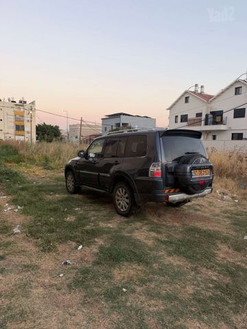 מיצובישי פג'רו