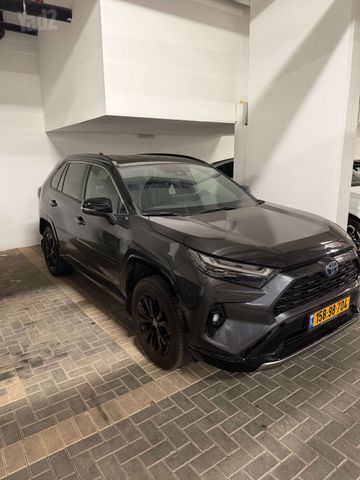 טויוטה RAV4
