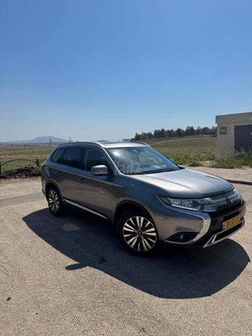 מודעת רכב מיצובישי אאוטלנדר