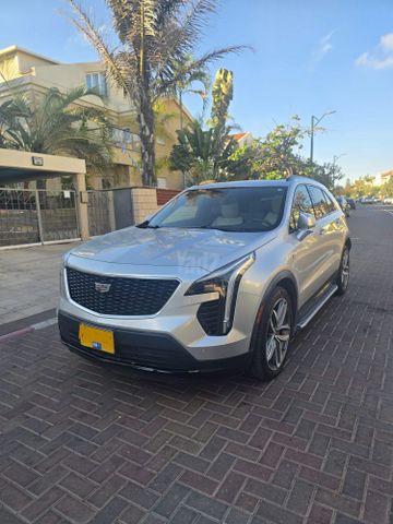 מודעת רכב קאדילק XT4