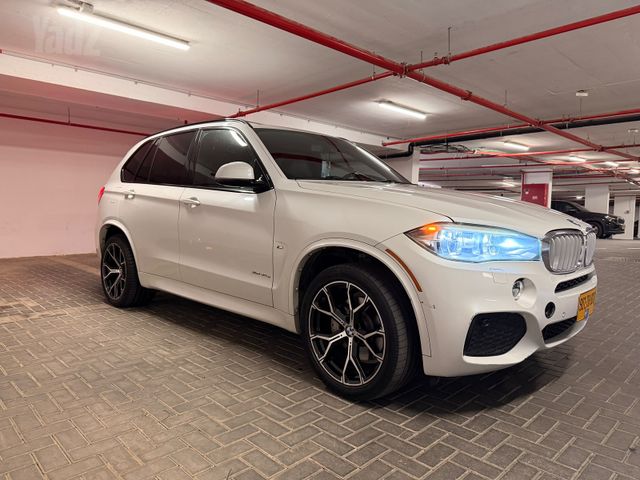 ב מ וו X5