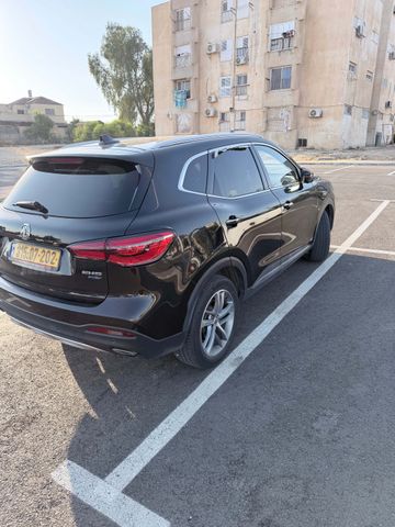 אם ג'י EHS PHEV