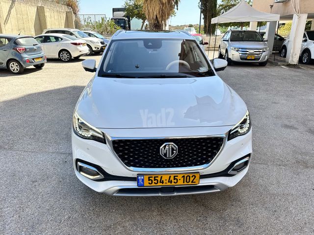 אם ג'י EHS PHEV