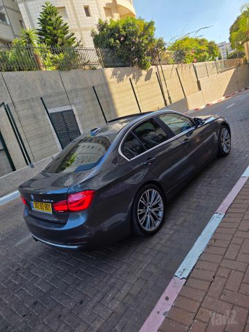 מודעת רכב ב מ וו סדרה 3 1