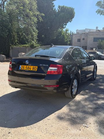סקודה אוקטביה