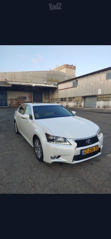 לקסוס GS