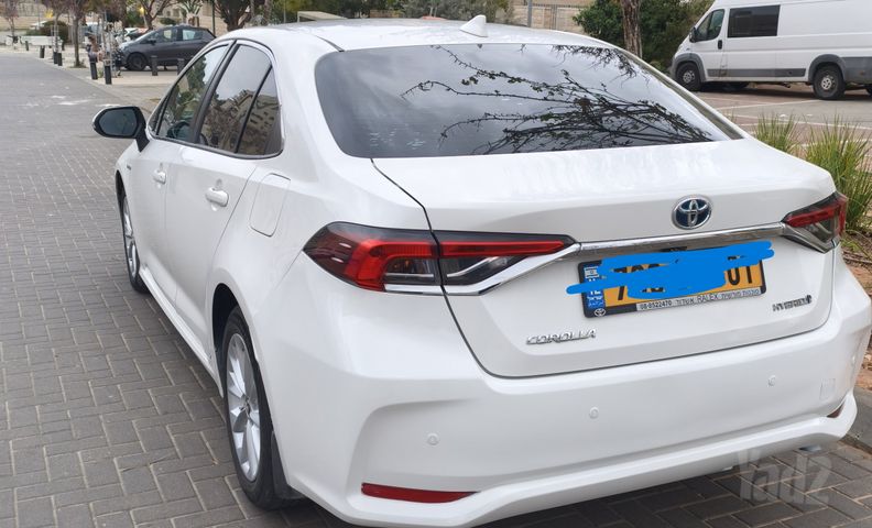 טויוטה קורולה