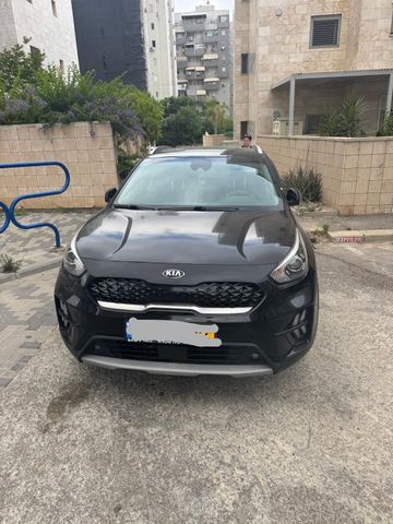 קיה נירו