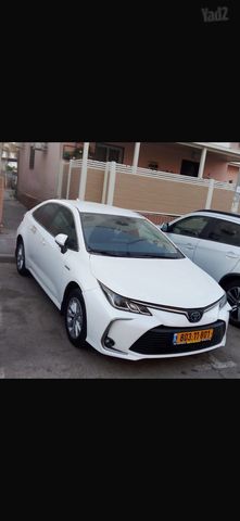 מודעת רכב טויוטה קורולה
