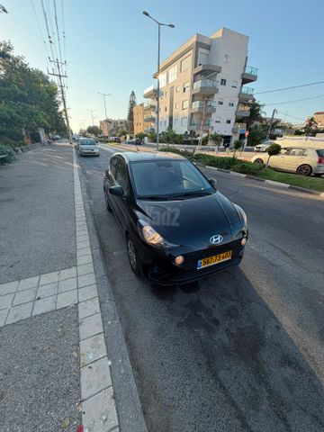 יונדאי i10