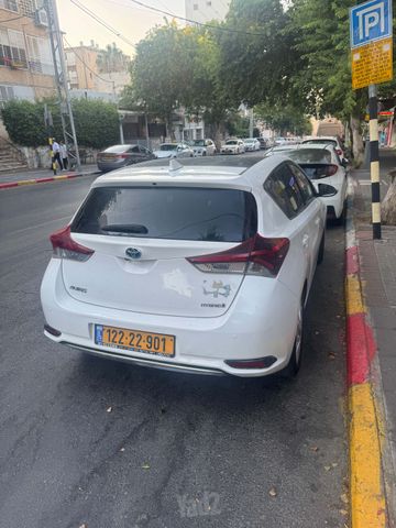 טויוטה אוריס