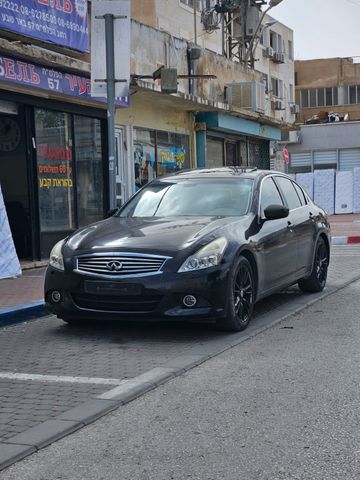 אינפיניטי G37