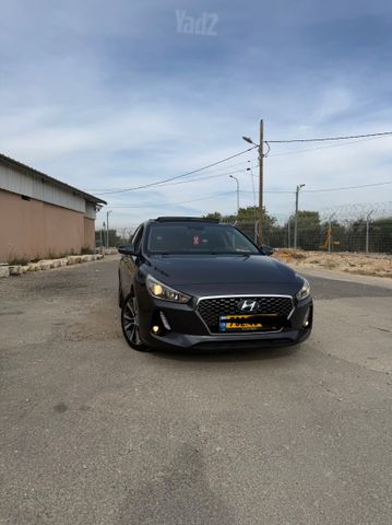 יונדאי i30