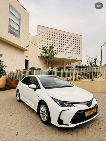 טויוטה קורולה