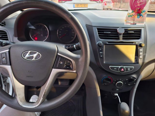 מודעת רכב יונדאי אקסנט i25
