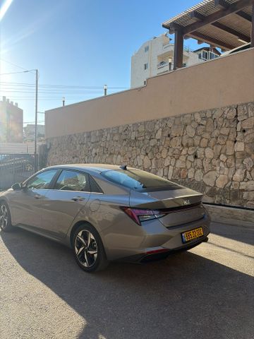 יונדאי אלנטרה