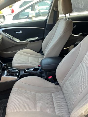 יונדאי i30